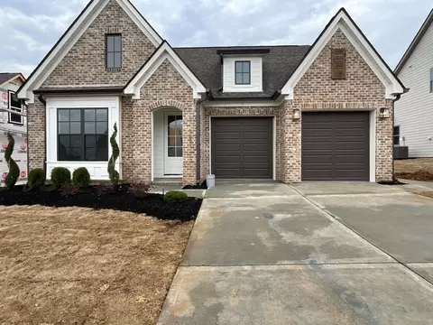 8896 Little Pine Ln #88, Ooltewah, TN 37363