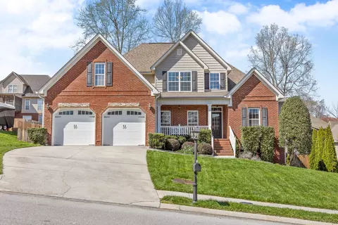 3910 Bentwood Cove Dr, Apison, TN 37302