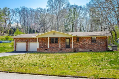 63 Sparrow Ln, Ringgold, GA 30736