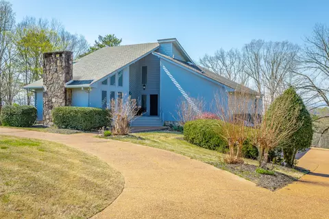 1019 Panorama Dr, Chattanooga, TN 37421