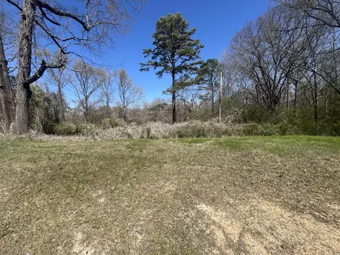 1 6 Ac 11th St, Bridgeport, AL 35740