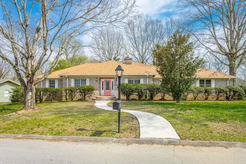 1007 Stone Crest Cir, Chattanooga, TN 37421