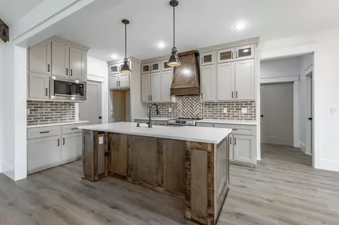 1084 Van Dell Dr, Rock Spring, GA 30739 photo 5