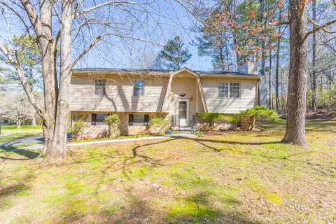 5813 Gettysburg Dr, Harrison, TN 37341