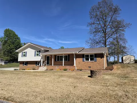826 N Pine Street St, Rossville, GA 30741