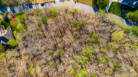 2338 Poplar Grove Dr, Ooltewah, TN 37363