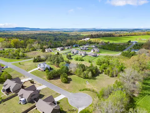 11 Cheshire Crossing Dr #11, Rock Spring, GA 30739