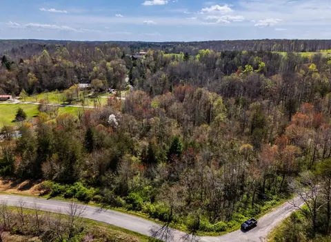 02 Clear Creek Rd, Crossville, TN 38571