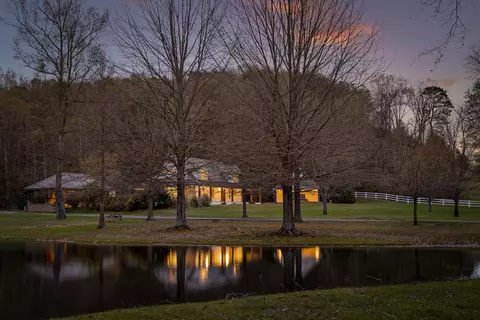 7211 White Oak Valley Cir, Mc Donald, TN 37353