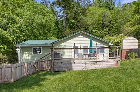 1129 Mountain Creek Rd, Chattanooga, TN 37405