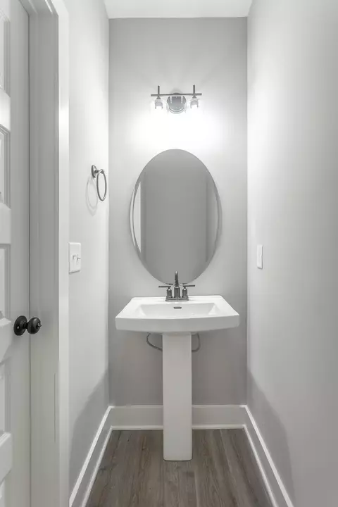 Bath - 2425 E 17th St, Chattanooga, TN 37404 photo 1 of 6