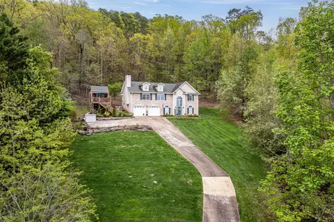 9732 Imperial Dr, Ooltewah, TN 37363