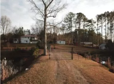 534 Regina Forest Rd, Calhoun, GA 30701