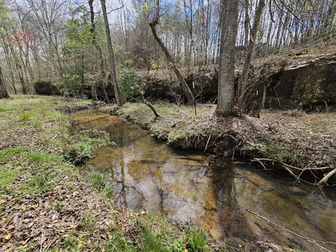 601 Monteagle Falls Rd, Monteagle, TN 37356