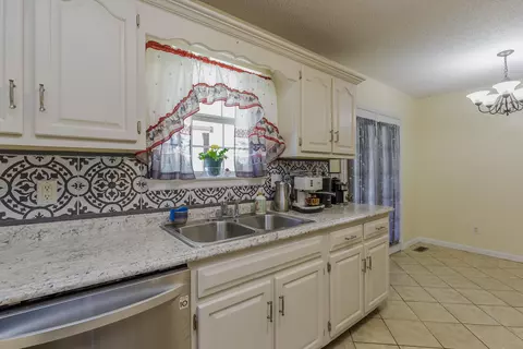 159 Spring Wind Cir, Ringgold, GA 30736 photo 12