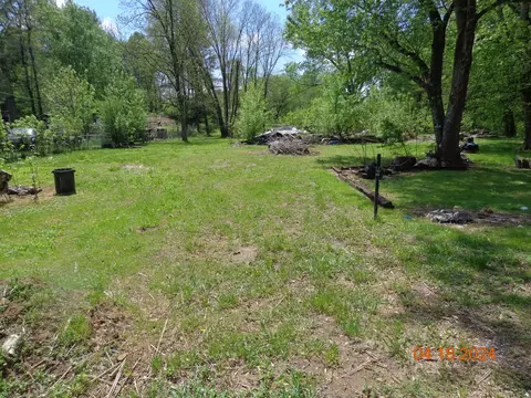 209 W Minnesota Ave, Whitwell, TN 37397
