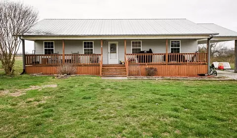 221 Boyd Rd, Benton, TN 37307