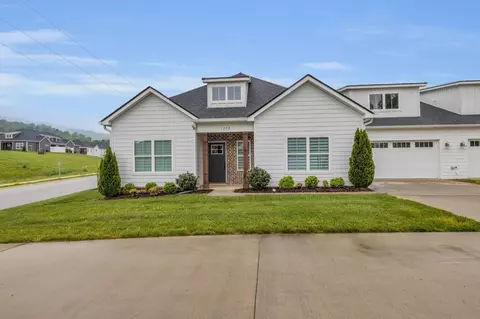 3272 Stone Creek Dr, Chattanooga, TN 37405