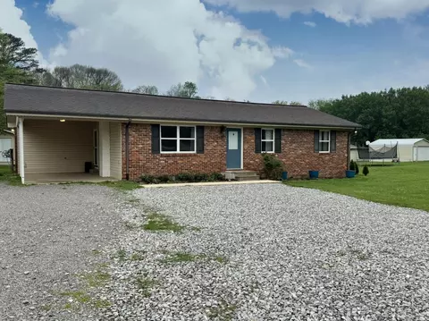 2202 Brayton Rd, Graysville, TN 37338