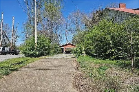 117 N Amhurst Pl, Englewood, TN 37329