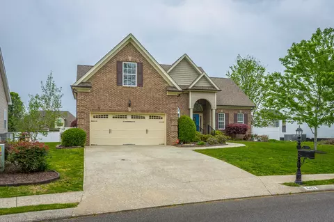 8473 Gracie Mac Ln, Ooltewah, TN 37363
