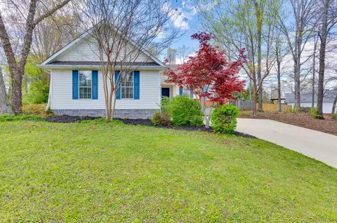 116 NE Macmillan Rd, Cleveland, TN 37323