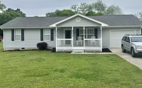 11626 Greene St, Soddy Daisy, TN 37379