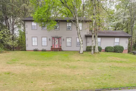 434 English Oaks Dr, Hixson, TN 37343
