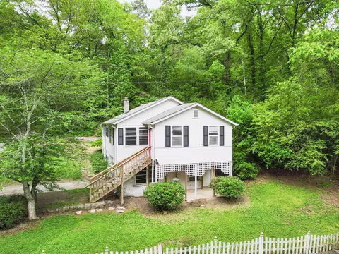 145 Mission Ridge Rd, Rossville, GA 30741