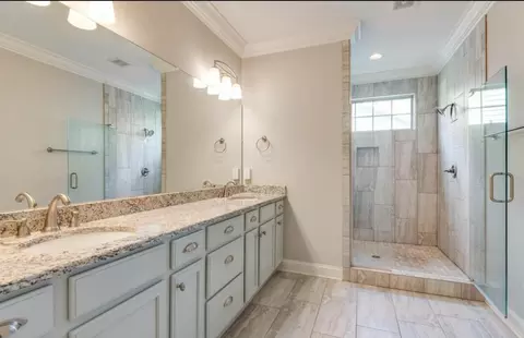 Bath - 8294 River Birch Loop, Ooltewah, TN 37363 photo 3 of 7