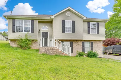 125 Golden Oaks Dr, Ringgold, GA 30736