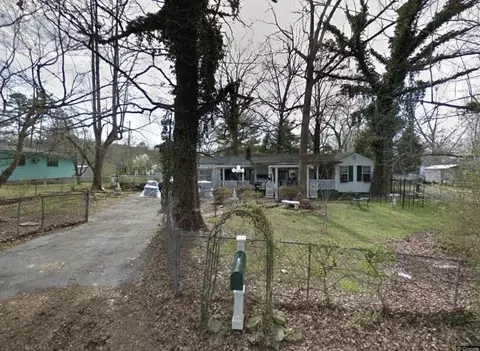 8926 Bel Air Rd, Chattanooga, TN 37421