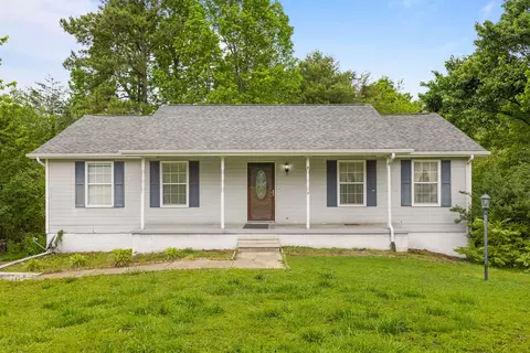 72 Crabtree Rd, Rossville, GA 30741