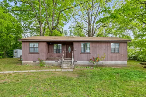 313 Depot St, Soddy Daisy, TN 37379