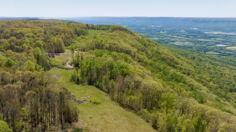 O U 127 Drive, Signal Mountain, TN 37377