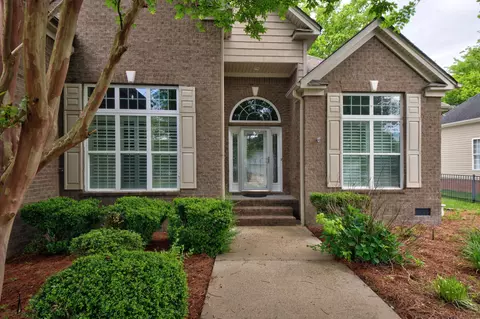 1313 Manassas Dr, Hixson, TN 37343