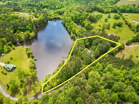 1368 Cordell Rd, Rock Spring, GA 30739