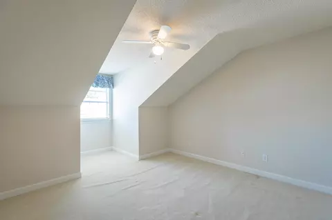 Bedroom - 6736 Willow Brook Dr, Chattanooga, TN 37421 photo 3 of 8