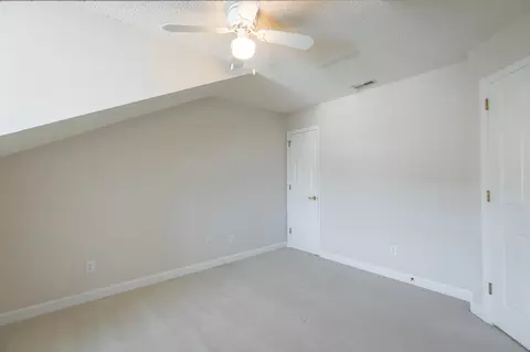 Bedroom - 6736 Willow Brook Dr, Chattanooga, TN 37421 photo 5 of 8