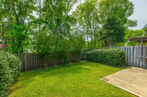 Exterior - 6736 Willow Brook Dr, Chattanooga, TN 37421 photo 8 of 10
