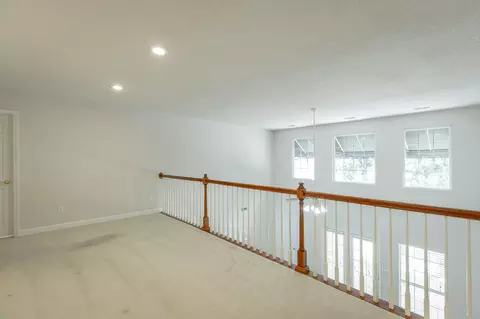 Living - 6736 Willow Brook Dr, Chattanooga, TN 37421 photo 6 of 6