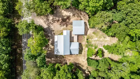 833 Bradley Ave, Lafayette, GA 30728
