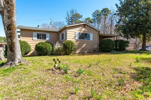 15926 Poole Rd, Sale Creek, TN 37373