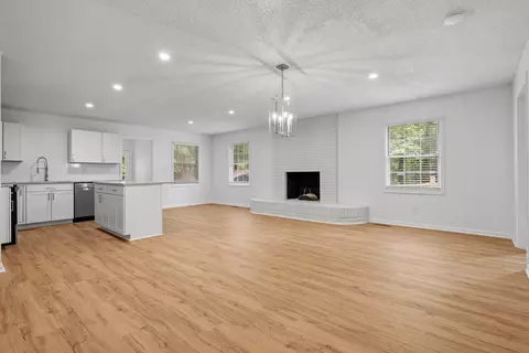 6009 Highway 337, Lafayette, GA 30728