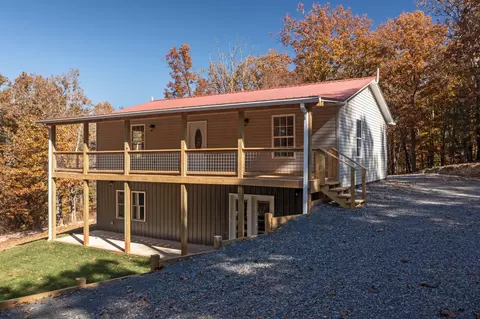 690 County Road 875, Etowah, TN 37331
