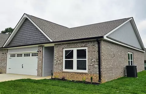 10 Floyd Ln #27, Ringgold, GA 30736