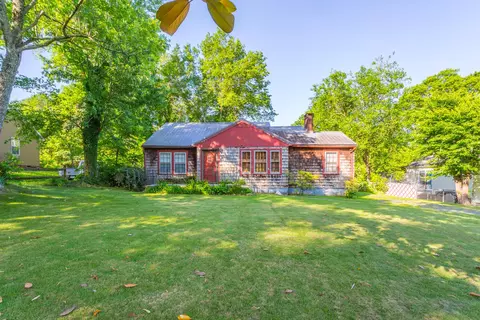 226 Mountain View Dr, Dalton, GA 30721 photo 2