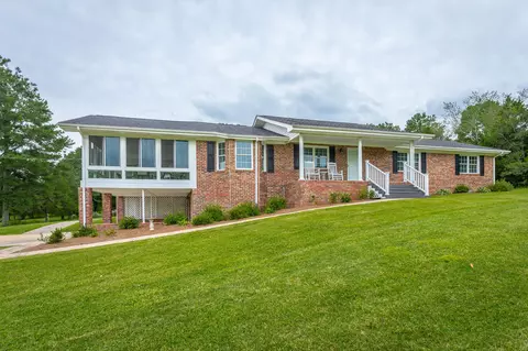 2213 Garretts Chapel Rd, Chickamauga, GA 30707
