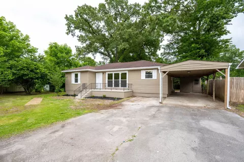45 Warren St, Rossville, GA 30741