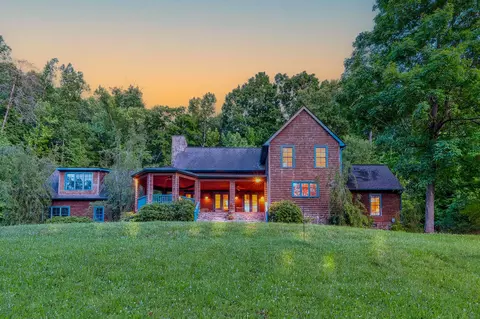 7307 Hog Jowl Rd, Chickamauga, GA 30707